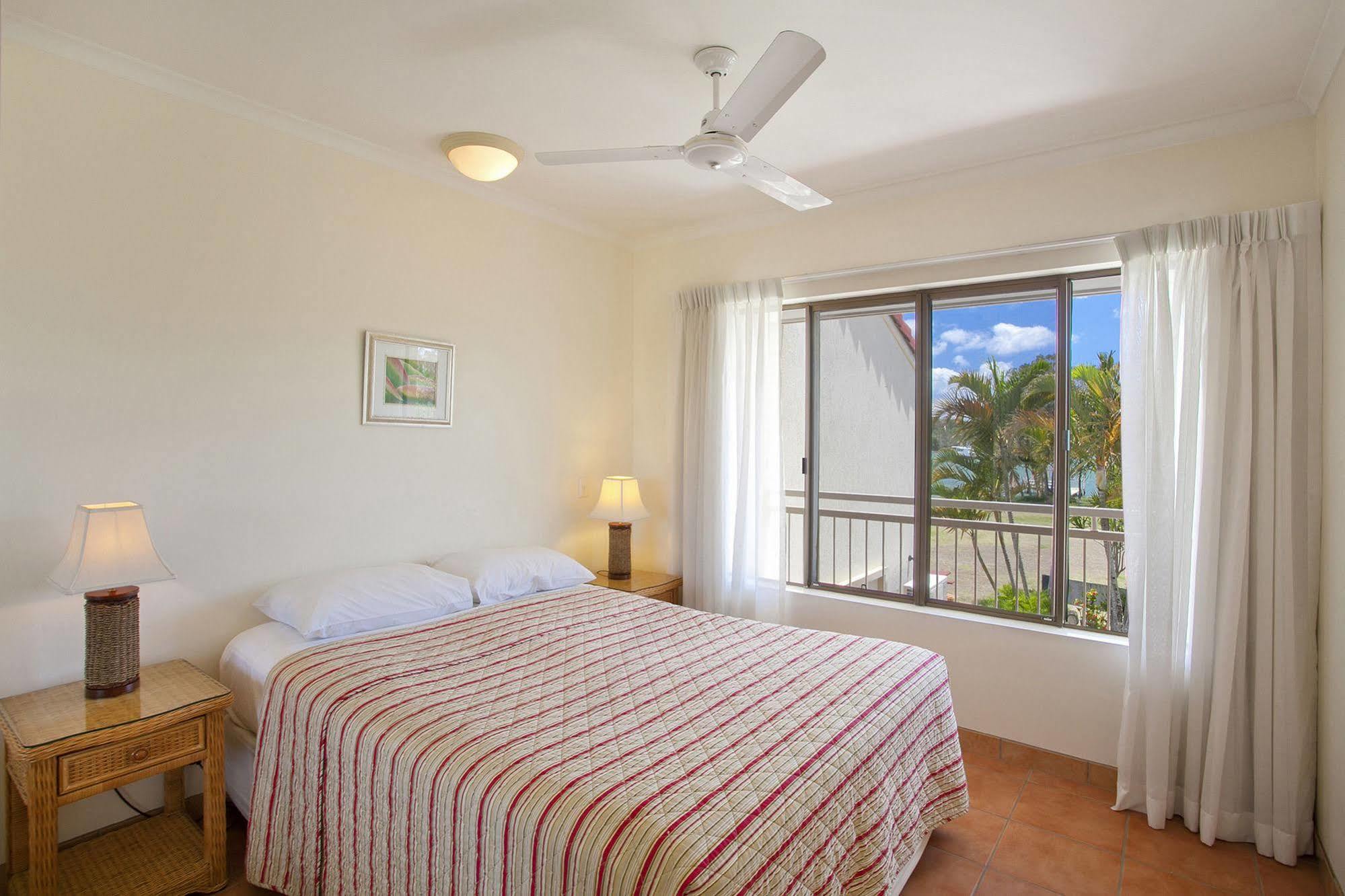 Cayman Quays Motel Noosaville Exterior photo