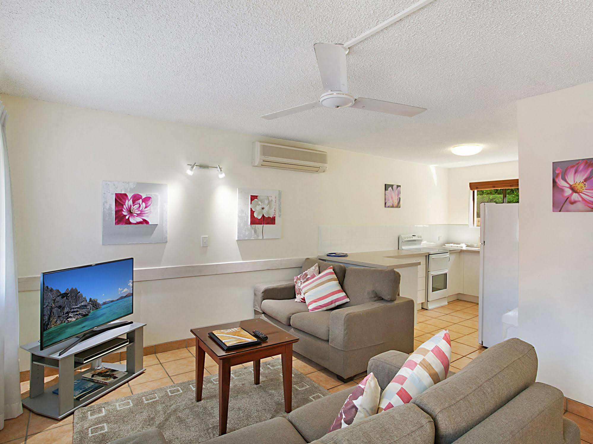 Cayman Quays Motel Noosaville Exterior photo