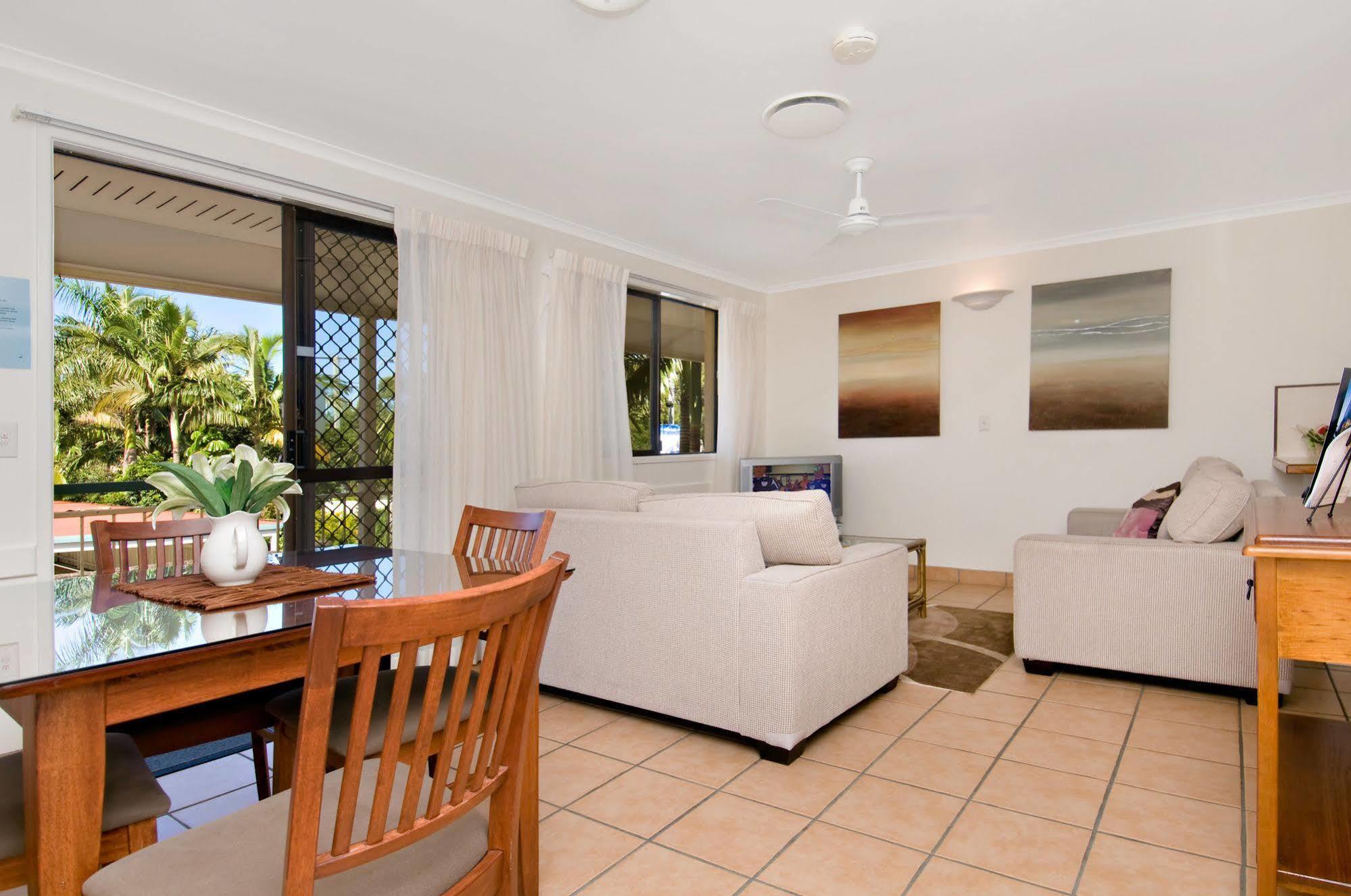 Cayman Quays Motel Noosaville Exterior photo